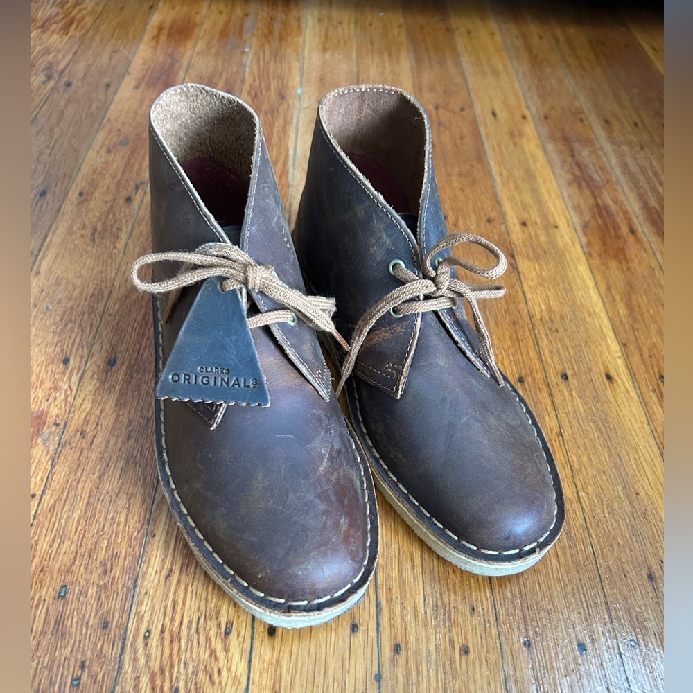 Clarks Womens Desert Boot Leather Chukka - Beeswax Brown